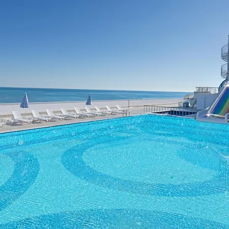 Albahir Deluxe Hotel 5*