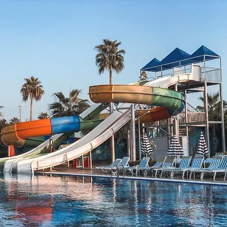 Albahir Deluxe Hotel Turkler